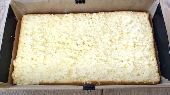 Piškotové řezy s kakaovým krémem