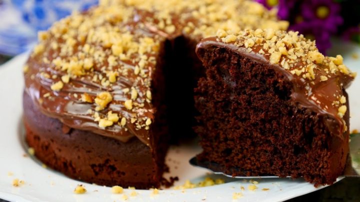 Čokoládový dort s Nutellou a ořechy