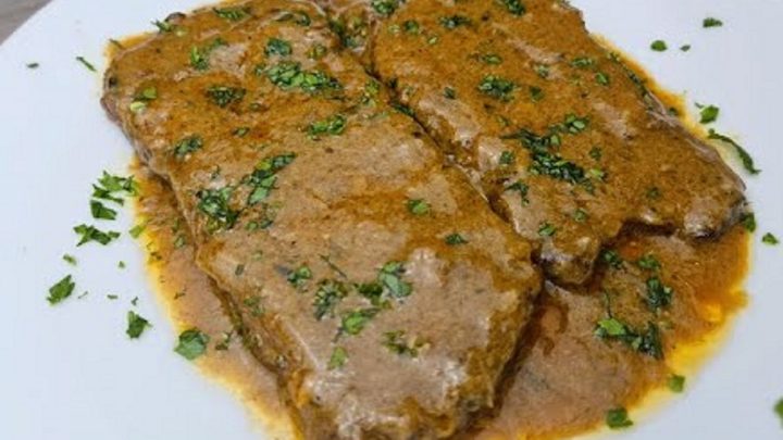 Hovězí plátky ve vlastní šťávě s petrželkou