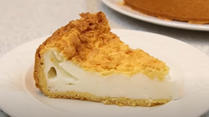 Rychlý koláč se zakysanou smetanou