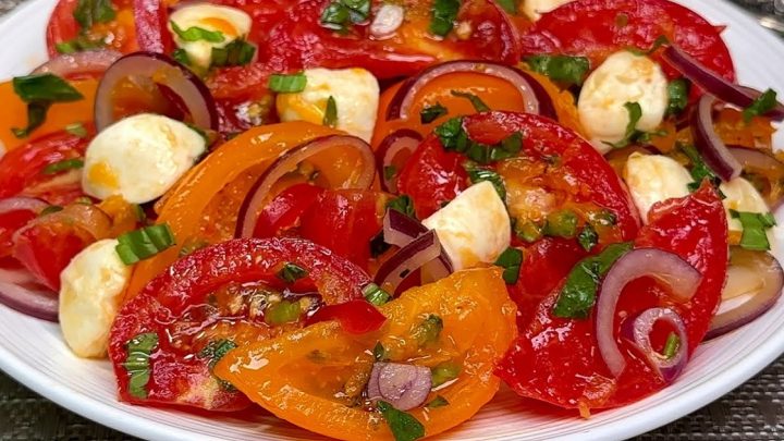 Rajčatový salát na korejský způsob