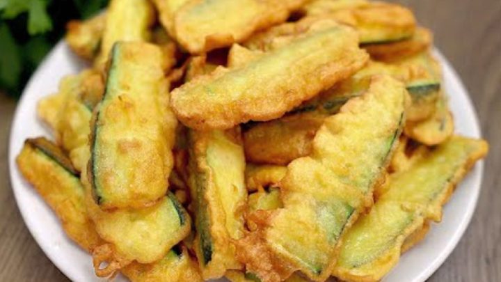 Smažená cuketa v těstíčku se smetanou