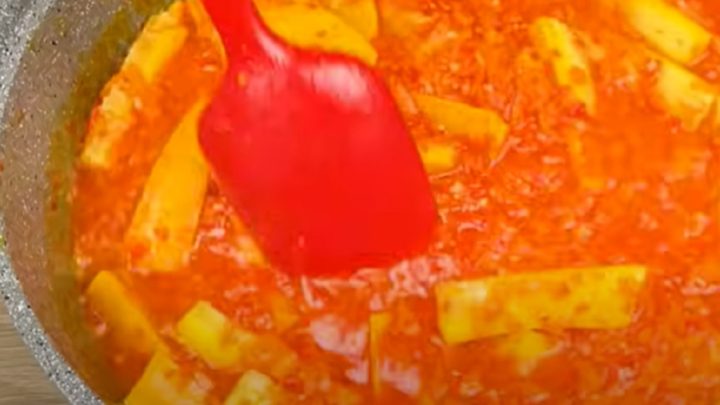 Pikantní zeleninová směs z cuket