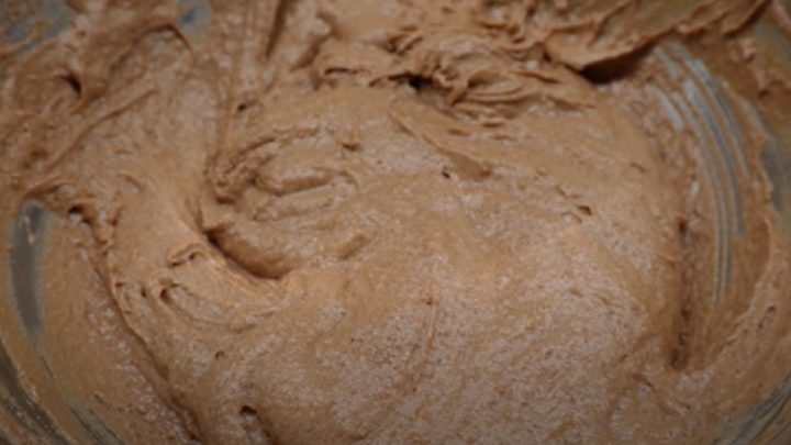 Kočičí oči s piškoty a marmeládou