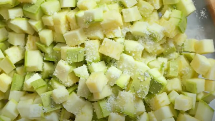 Rychlá cuketová pomazánka se sýrem