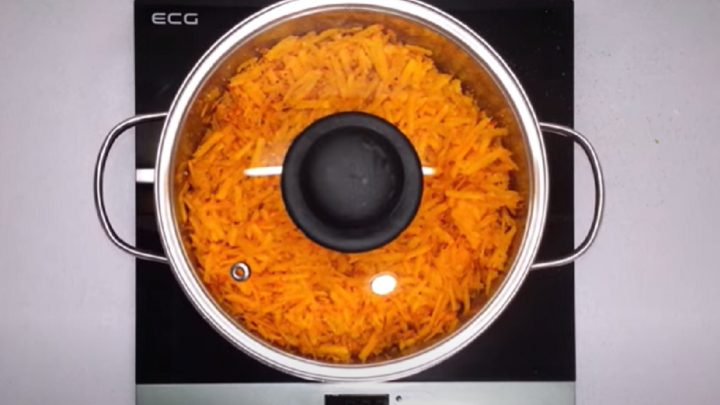 Masové kuličky s dýňovým zelím a brambory