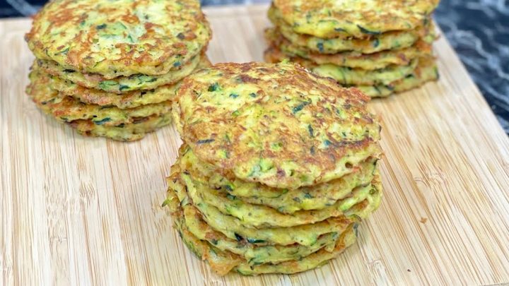 Rychlé cuketové bramboráky s mozzarellou