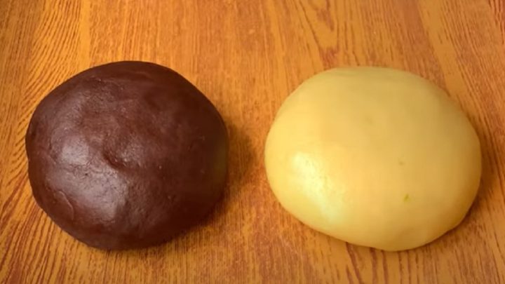 Sušenkové minirolády ze 2 druhů těsta