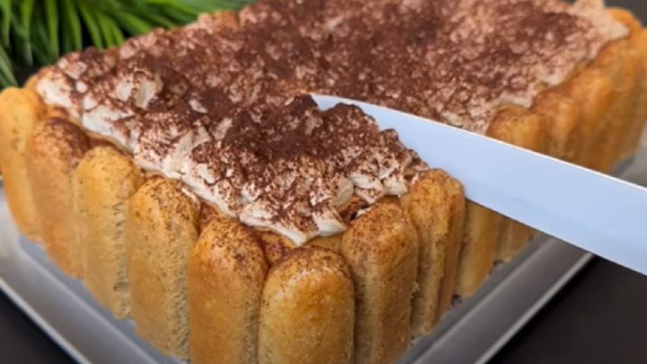 Falešné tiramisu řezy s čokoládou