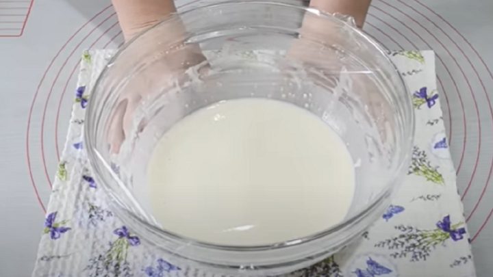 Kynuté buchty s marmeládou z jablek