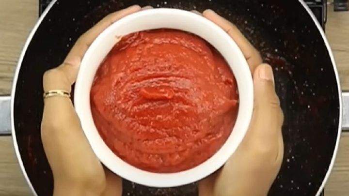 Rychlý domácí kečup s chilli práškem