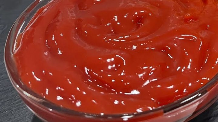 Kečup z čerstvých rajčat se zázvorem