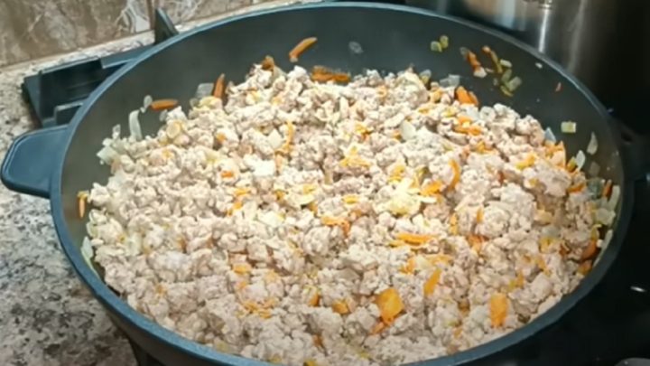 Rozlítané holubky z mletého masa a zelí