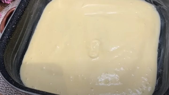 Marmeládová buchta z jogurtového těsta