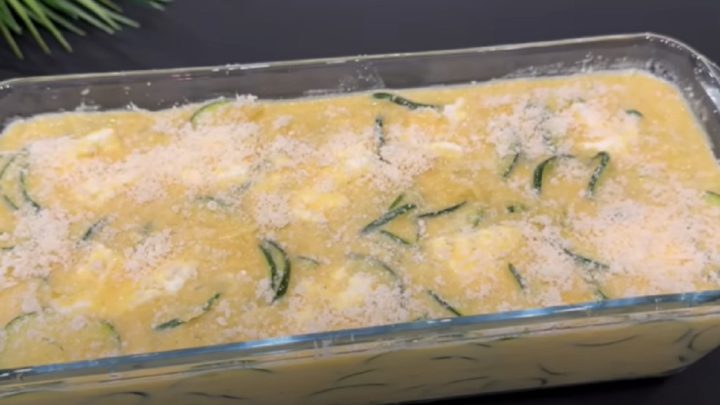 Slaný cuketový chlebíček s parmazánem