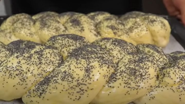 Copy z kynutého těsta s mákem