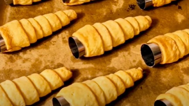 Kornoutky ze žloutkového těsta s vanilkou