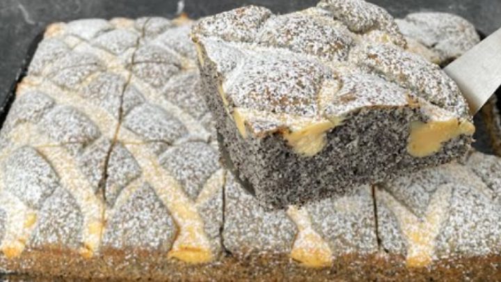 Mřížkový makový koláč s vanilkou