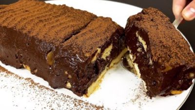 Nepečený kakaový chlebíček s arašídy