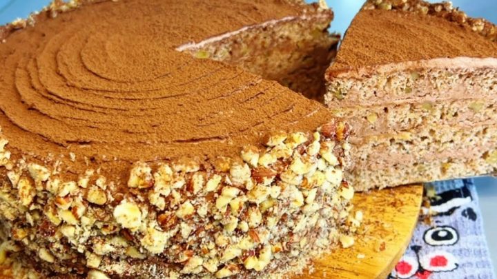 Rychlý ořechový dort s kakaovým krémem