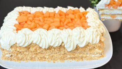 Rychlý dort z listového těsta s melounem