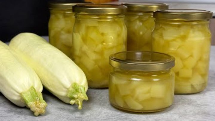 Ananasový kompot z cukety a cukru