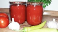 Domácí rajčatový protlak ze 3 ingrediencí