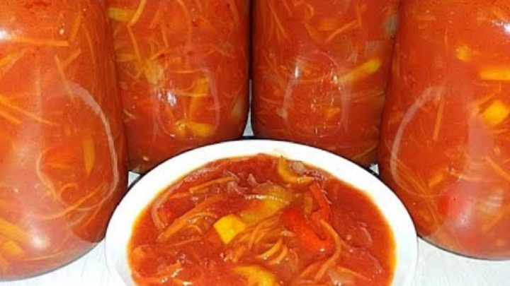 Lečo na zimu s rajčatovou šťávou Lečo na zimu s rajčatovou šťávou