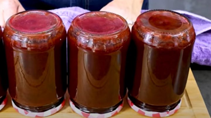 Domácí švestková povidla ze 2 surovin