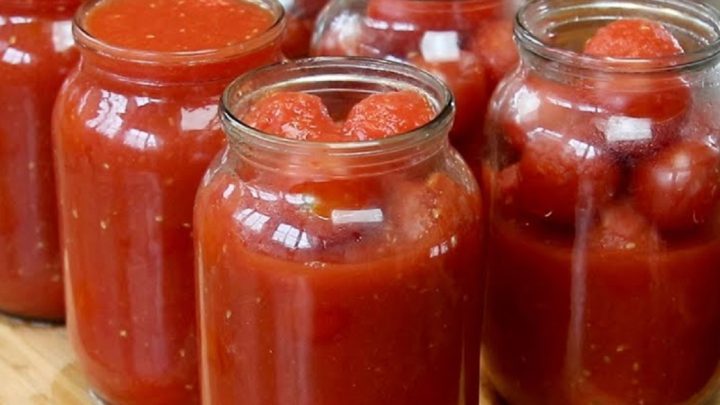 Rajčata ve vlastní šťávě na zimu Rajčata ve vlastní šťávě na zimu