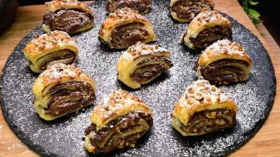 Nutellové trojúhelníčky s lískovými ořechy