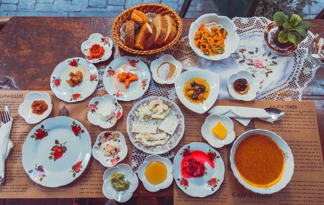 Tradiční jídla, která se vyplatí znovuobjevit: Klasika, co nestárne