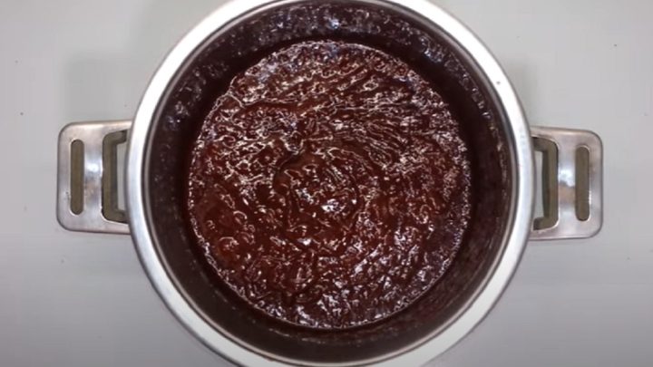 Švestková povidla pečená v troubě