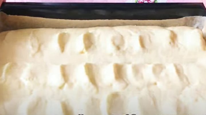 Tvarohová buchta s jablky a kokosem