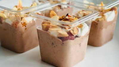 Kakaové poháry bez cukru s ovocem