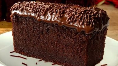 Rychlé čokoládové řezy s jemnou polevou