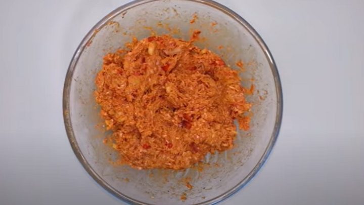 Pikantní papriková sekaná s majoránkou