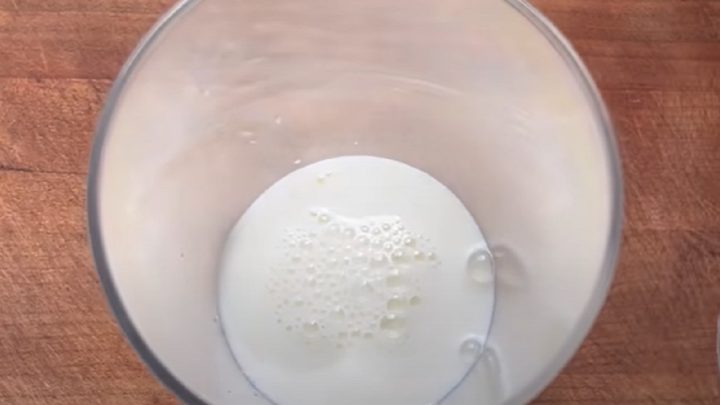 Crème fraîche ze 3 ingrediencí
