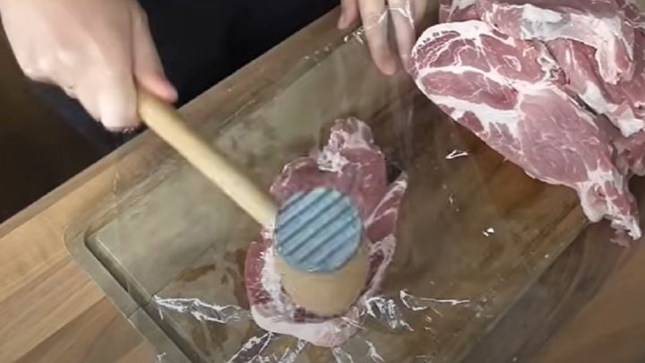 Závitky z krkovice se sýrem a zeleninou