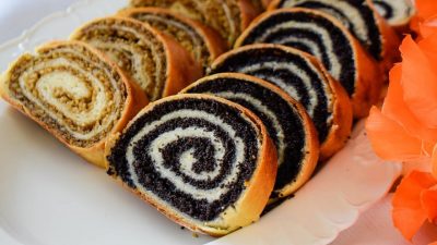 Rychlý závin s makovou a ořechovou náplní