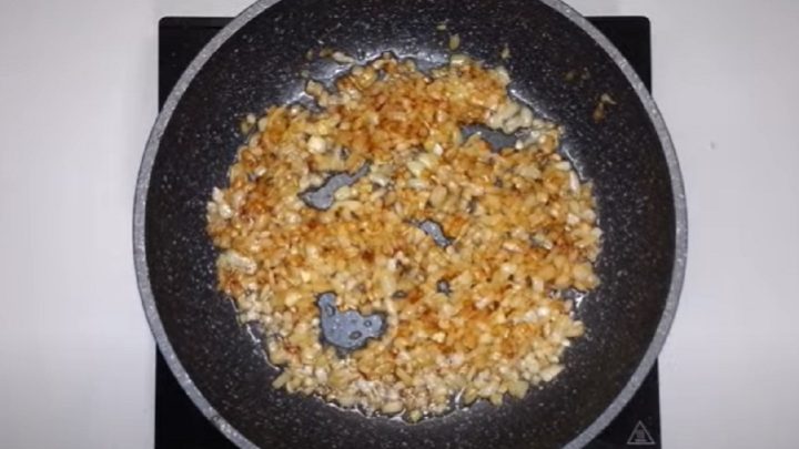 Dušené hovězí s mrkví a divokým kořením