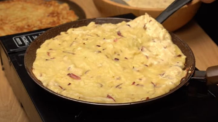 Jablečné palačinky s marmeládou