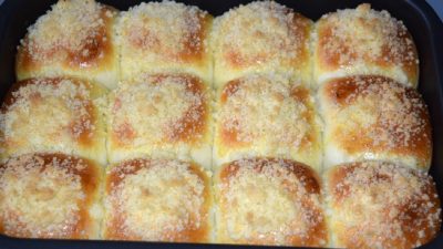 Buchty plněné karamelovým Salkem