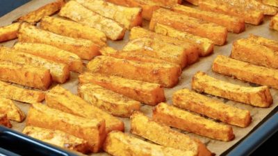 Dýňové hranolky z trouby s česnekem