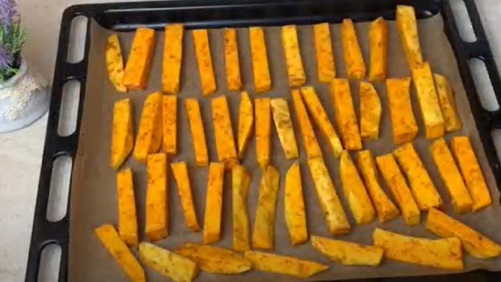 Dýňové hranolky z trouby s česnekem