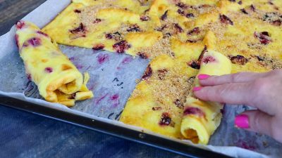 Pečené palačinky se švestkami