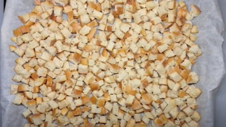 Domácí karlovarský knedlík s petrželkou