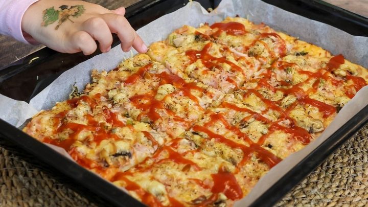 Rychlá pizza na plech bez kynutí