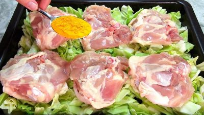 Pečené kuře se zelím, mrkví a česnekem