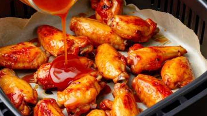 Křidélka z horkovzdušné fritézy se zeleninou